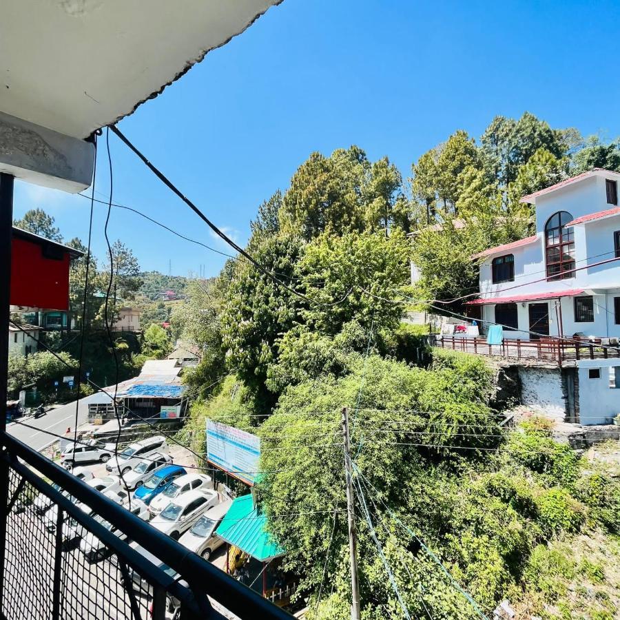 Hotel Balaji Далхаузи Екстериор снимка